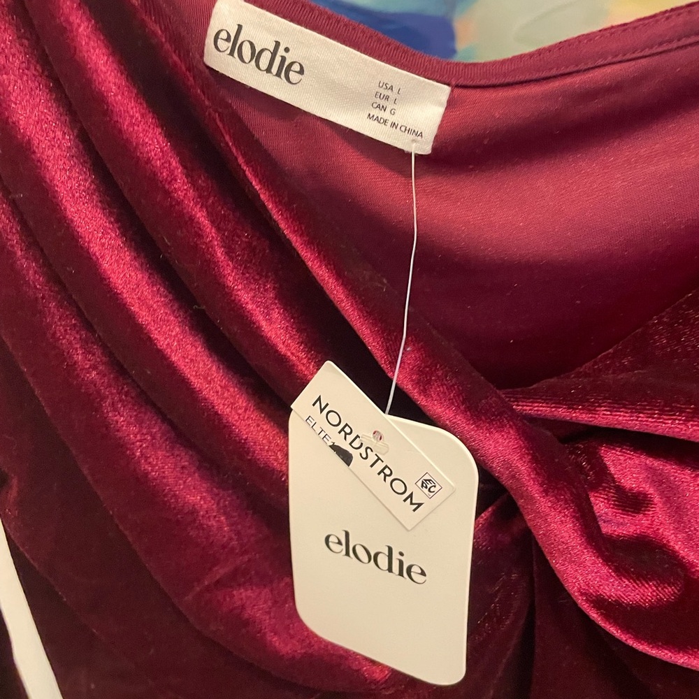 Elodie Velvet Twist-Front Long Sleeve Top - Burgundy Size Large - Picture 2 of 7